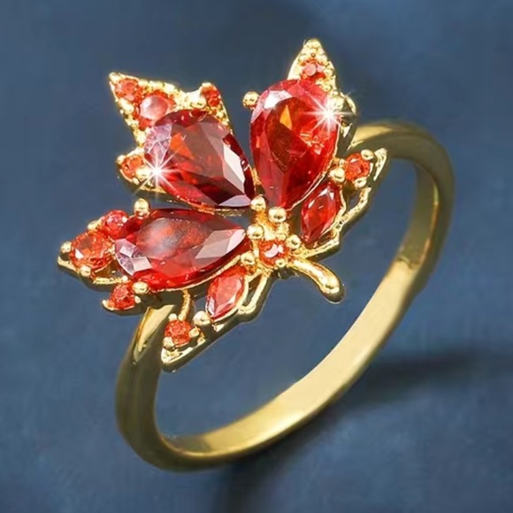 Cubic Zirconia Autumn Leaf Ring - Picture 1 of 7